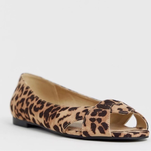 ASOS Design Wide Leadership Peeptoe Ballet Flats in Leopard - Picture 3 of 13
